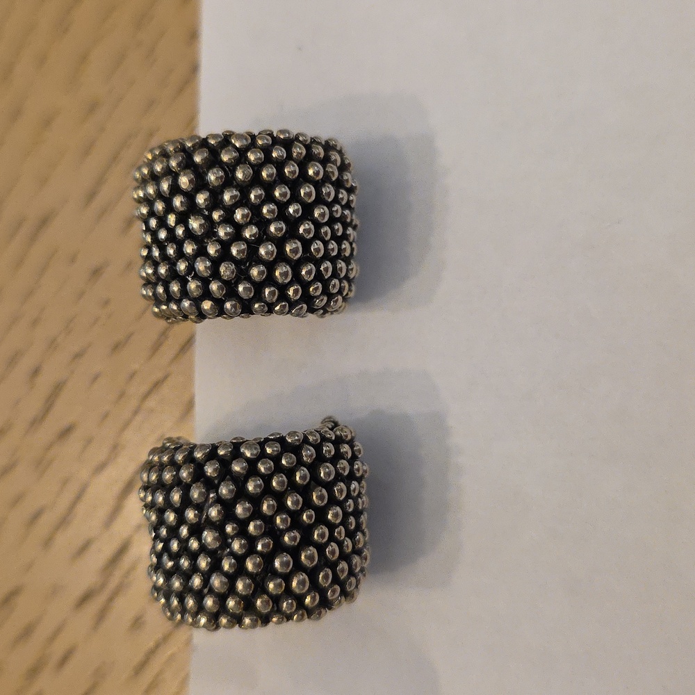 Vintage Cabot Signed Hob Nail Clip On Earrings